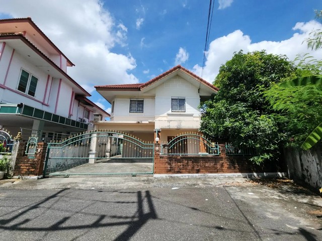 ขาย บ้านเดี่ยว แกรนด์ชล เลค แอนด์ การ์เด้น ถนน เศรษฐกิจ เมืองชลบุรี