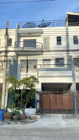 HR 6242 ให้เช่า โฮมออฟฟิศ 3 ชั้น ไพร์มเพลส105 ซอยลาซาล77 ใกล้ รถไฟฟ้าสถานี แบริ่ง