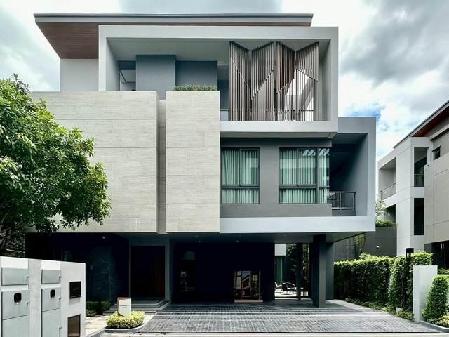 HR 10575 ให้เช่า ขายบ้านตัวอย่าง 3 ชั้น 5 ห้องนอน The Gentry พัฒนาการ 2 ซอยพัฒนาการ 32 หลังมุม