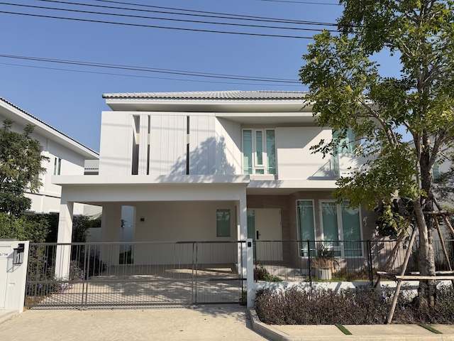 BH3877 ให้เช่าบ้านเดี่ยว หมู่บ้านสีวลี บางนา ตราด กม 13 บ้านใหม่ ทำเลศักยภาพ ใกล้ Mega Bangna และโรงเรียนนานาชาติ