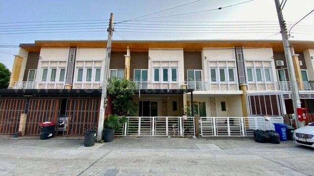 ให้เช่า ทาวน์โฮม โกลเด้น ทาวน์ ชัยพฤกษ์ - วงแหวน บ้านใหม่ไม่เคยเข้าอยู่
