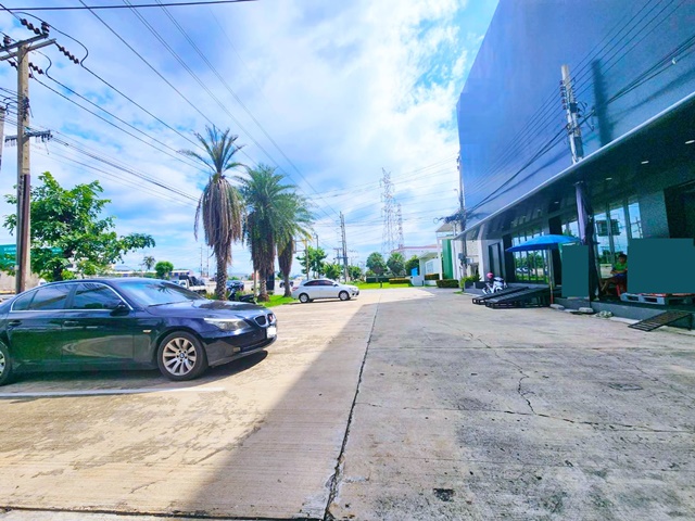 วงแหวน กาญจนา ตลาดสำเพ็ง 2 1.9 กม ให้เช่าอาคารพาณิชย์ 2 คูหา 4ชั้น  MRT หลักสอง 4.4กม. กัลปพฤกษ์  แอร์ ใหญ่ 100000 BTU 52ตร.วา 1002ตร.ม.