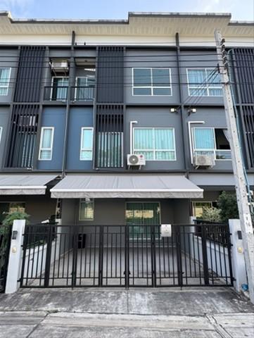 HR 6311 ให้เช่าทาวน์โฮม 3ชั้นเฟอร์นิเจอร์และเครื่องใช้ไฟฟ้าครบ โครงการ สัมมากร อเวนิวสุวรรณภูมิ ซอยพัฒนาชนบท 3 ลาดกระบัง