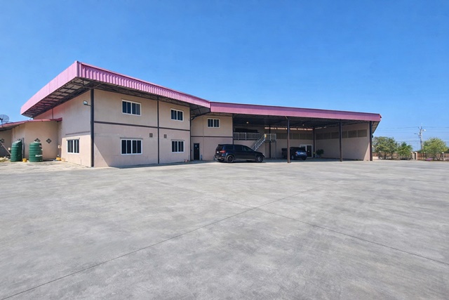 สถานีตำรวจนครบาลลำหิน วัดสามง่าม 800ม. บารอกัต ลั้ลลาแลนด์ คาเฟ่ ขาย เช่าสำนักงาน 2ไร่กว่าโกดัง ที่ดิน ติดถนนใหญ่ 4นอน 5น้ำ หนองจอก