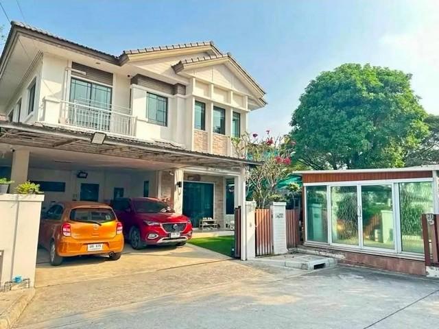 ให้เช่าบ้านเดี่ยว 2 ชั้น มัณฑนา เลค วัชรพล ถนนสุขาภิบาล 5 ใกล้สารสาสน์วิเทศสายไหม