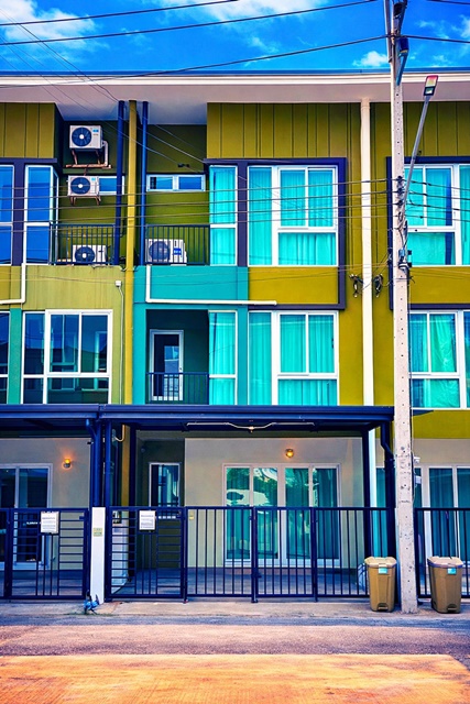 โรบินสัน ศรีสมาน 1 กม.ใกล้อิมแพ็ค เมืองทองธานี สะพานปทุม2 ศรีสมาน-ติวานนท์  ทาวน์โฮม 3 ชั้นให้เช่า ฟังก์ชัน 3นอน 3น้ำ ใกล้ 19 ตร.ว.