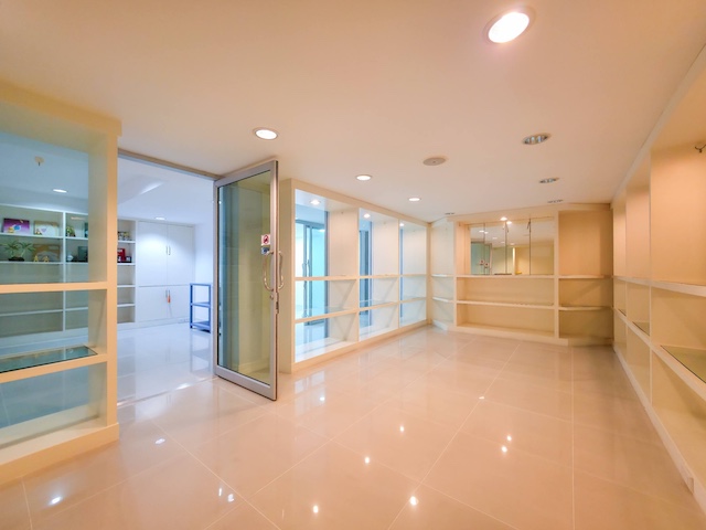 BH3876 ให้เช่าโฮมออฟฟิศ พระโขนง ใกล้ BTS พระโขนง ออฟฟิศให้เช่า สุขุมวิท โฮมออฟฟิศใกล้รถไฟฟ้า มีที่จอดรถ ทำเลธุรกิจ