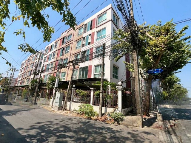 Lucas Garden Family House คอนโดมิเนียม ซอยนาคนิวาส 7 แขวงลาดพร้าว เขตลาดพร้าว กรุงเทพมหานคร