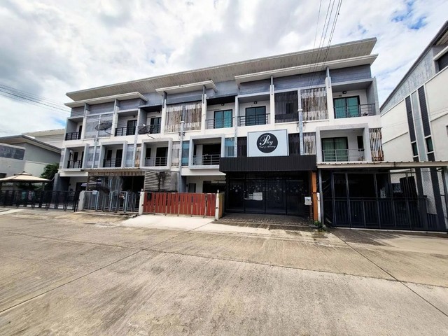 ขาย ทาวน์เฮ้าส์ โครงการ อิงทาวน์ ติวานนท์-แจ้งวัฒนะ ห่างจาก โรบินสัน ไลฟ์สไตล์ ศรีสมาน 3.90 กม.