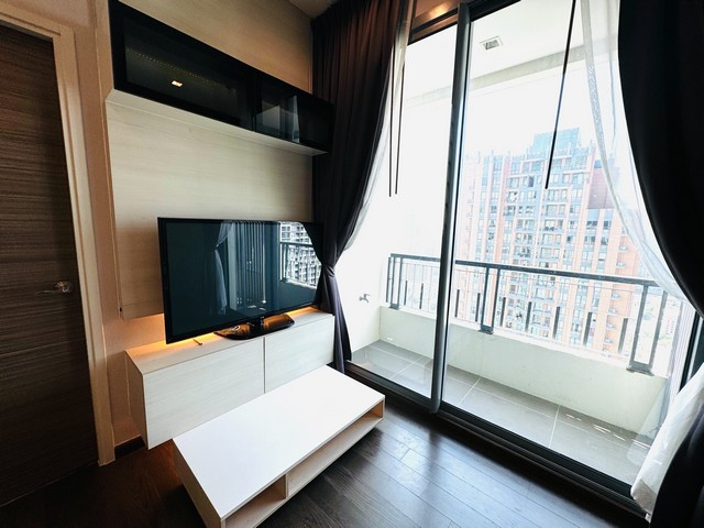 ขายคอนโด Q Asoke ใกล้ MRT เพชรบุรี 38 ตร.ม. 6200000 บาท 1 ห้องนอน