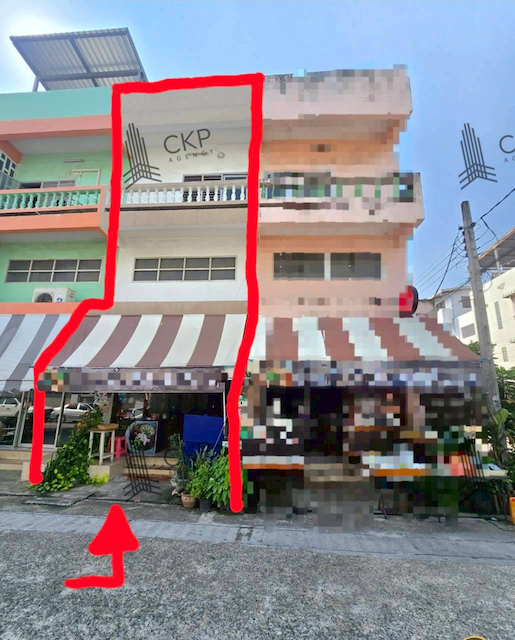 ขาย อาคารพาณิชย์ หมู่บ้านฉัตรนคร ทำเลประเวศ ใกล้สำนักงานเขต โรงเรียน และศูนย์การค้า มีผู้เช่าอยู่