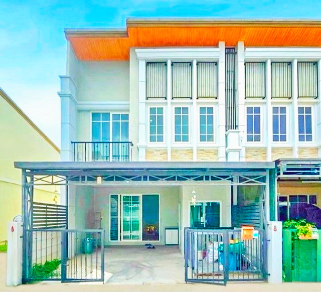 วงศ์สว่าง รัชดา ให้เช่าทาวน์โฮม 2 ชั้น หัวมุม 4นอน ตลาดสดวงศ์สว่าง 1.6 กม. 3 น้ำ MRT แยกติวานนท์ 1.6กม.