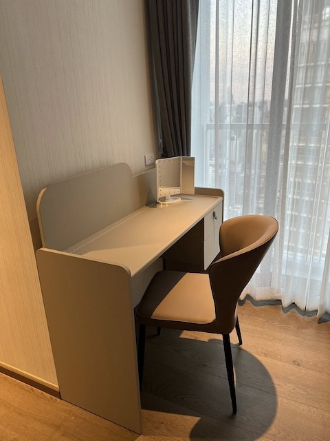 Park 24 Spacious Clean Quiet 47th Floor BTS PhromPhong