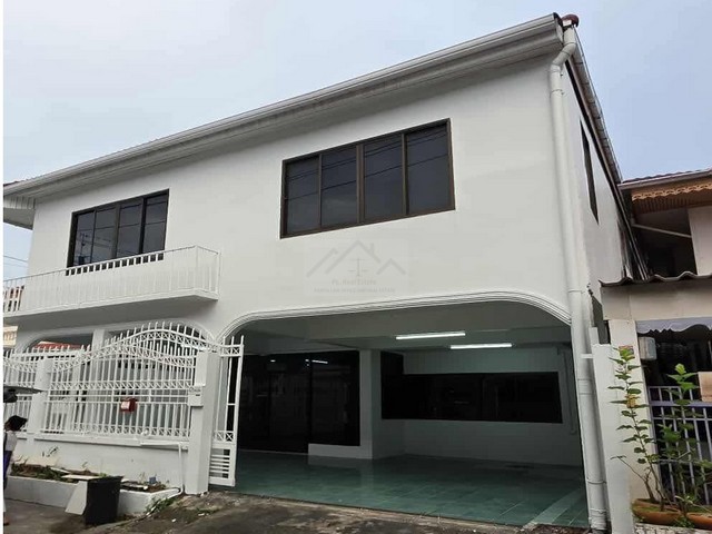 ให้เช่าบ้านเดี่ยว 2 ชั้น 260 ตร.ม. หมู่บ้านระเบียงทอง ซอยนาคนิวาส 44 ลาดพร้าว71 โชคชัย4