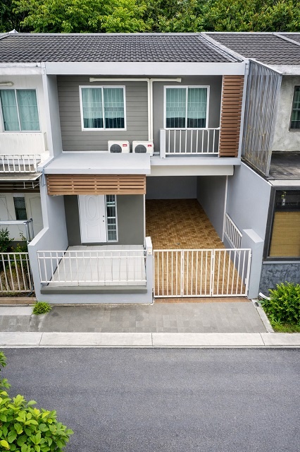 เดอะแจ๊ส วังหิน 1.8กม. บนถนนลาดปลาเค้า โลตัส บิ๊กซี ใกล้รถไฟฟ้า 2 สาย ทาวน์เฮ้าส์ 2ชั้น 3งนอน 2น้ำ