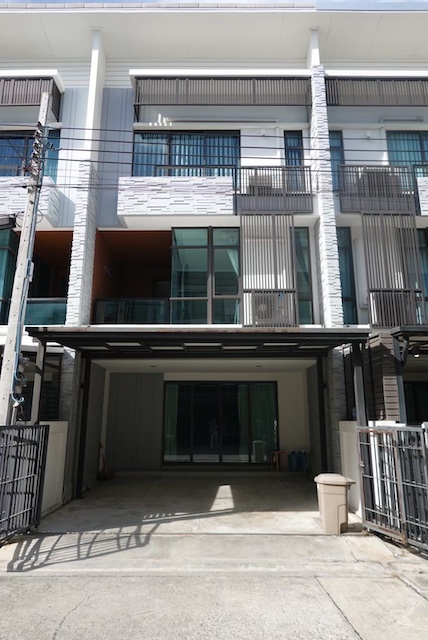 BH3846 ให้เช่าทาวน์โฮม PLEX Bangna กม.5 ใกล้เมกาบางนา จดบริษัทได้