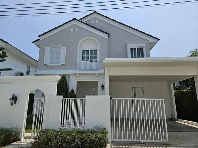 ให้เช่าบ้านเดี่ยว บางนา-ตราด กม.15 ขนาด 62 ตร.ว. 3 ห้องนอน ใกล้ Central Village ราคา 85000 บาท/เดือน