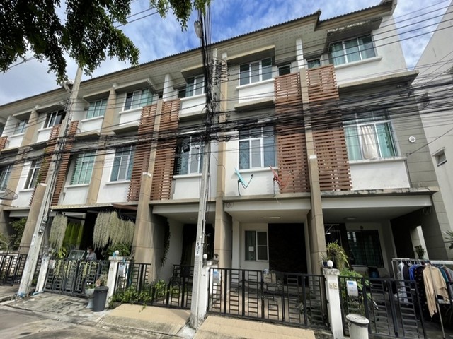 ขาย ทาวน์เฮ้าส์ 3 ชั้น ทาวน์พลัส ถนนประชาอุทิศ ทุ่งครุ กรุงเทพมหานคร