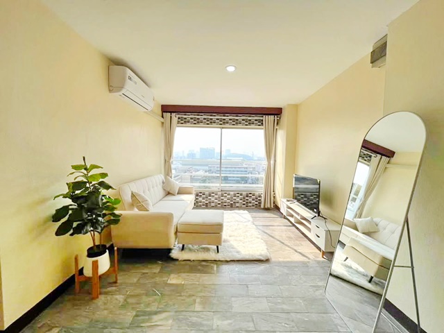 Penthouse 2นอน พร้อมเฟอร์ฯครบชุด 62ตร.ม. MRTหัวหมาก 600ม. กกท. ให้เช่าบ้านสุโขทัย คอนโด รามคำแหง  ม.รามคำแหง 1.7 กม.  1 น้ำ