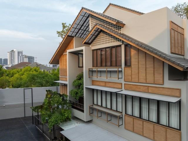 ให้เช่าบ้านเดี่ยว 4 ชั้น 620 ตร.ม. Pool Villa ซอยวิภาวดี 20 พร้อมลิฟท์ส่วนตัว