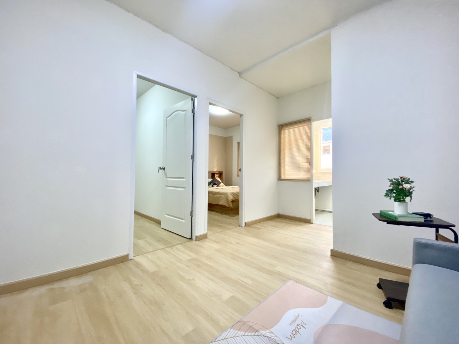 ขายคอนโดเอื้ออาทรนวนคร พหลโยธิน กม.44 เอื้อมิตซู ปทุมธานี ใกล้นวนคร ตลาดไท ม.ธรรมศาสตร์