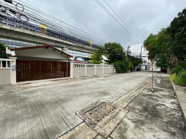 HR 10576 ให้เช่าโฮมออฟฟิศ 162 ตรว. ถนนเสรี 8 ซอยพระรามเก้า46 ใกล้เดอะไนน์พระราม 9