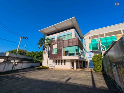 ขายอาคารสำนักงานทำเลธุรกิจติดถนนวิภาวดีรังสิตใกล้สนามบินดอนเมืองรถไฟฟ้าสายสีแดง ที่ดิน 683 ตร.ว. ใช้สอย 5085 ตร.ม.