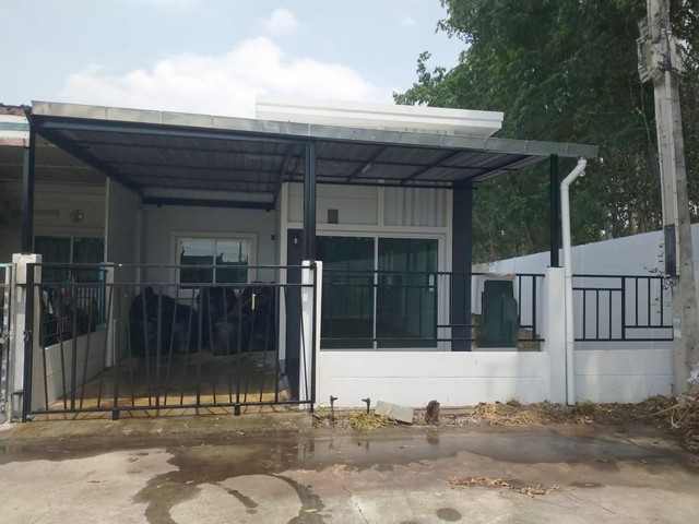 ขาย ทาวน์โฮม โครงการ ภัทรแกรนด์ทาวน์  ถนน สายหนองปรือ