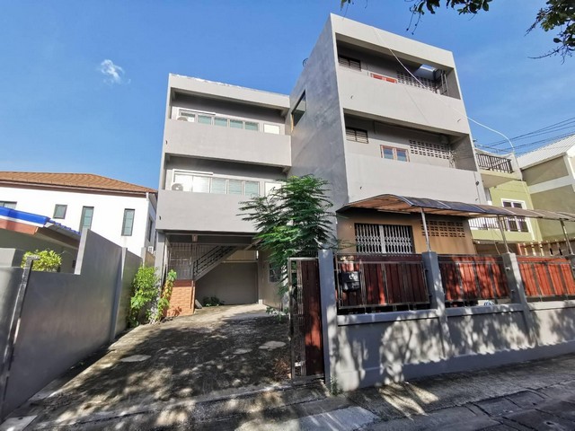 ให้เช่าทาวโฮม 3ชั้น อ่อนนุช17  ถนนสุขุมวิท77 ใกล้รถไฟฟ้า BTS อ่อนนุช ใกล้พัฒนาการ เอกมัย