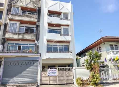 ทาวน์โฮม 3 ชั้น วิภาวดีรังสิต 6 ดินแดง พื้นที่ใช้สอยเยอะ