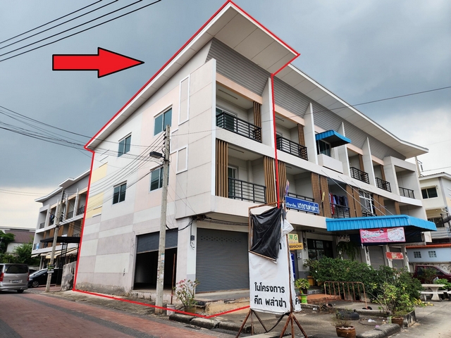 ให้เช่าอาคารพาณิชย์ห้องมุม 3 ชั้น ติดถนน 4 เลน โครงการ คีท พลาซ่า พระราม 2 ขนาด 18 ตรว. ซอยพันท้าย เหมาะเปิดสำนักงาน ทำธุรกิจ ค้าขาย