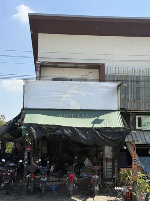 อาคารพาณิชย์ 2 ชั้น บ่อวิน ศรีราชา หลังมุม ( ขายพร้อมผู้เช่า )