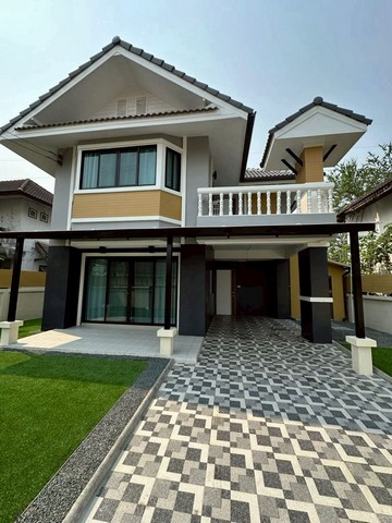 บ้านเดี่ยว 2 ชั้น วิวภูเขา เฟอร์นิเจอร์ครบ บรรยากาศร่มรื่น สันทราย