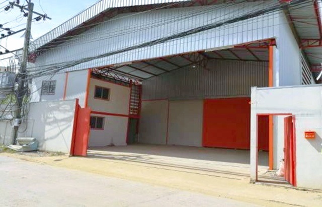 พาณิชยการเอเชีย 3.6 กม. 2นอน 2น้ำ  ให้เช่าโกดัง พร้อมออฟฟิศ 2 ชั้น 1600 ตร.ม.ตรงข้ามวัดลาดบุญ 1.16กม. ARLลาดกระบัง 3.5กม.  400 ตร.วา.