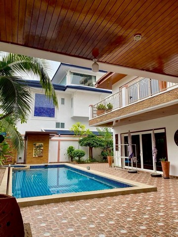 ปล่อยเช่าพูลวิลล่า – จอมเทียน พัทยา บ้านติดทะเล มีหาดส่วนตัว(พึ่งหมดสัญญา พร้อมเข้าอยู่)