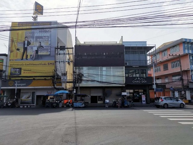 ขาย อาคารพาณิชย์ พร้อมโกดังชั้นเดียว เมืองสุรินทร์ ถนน ธนสาร