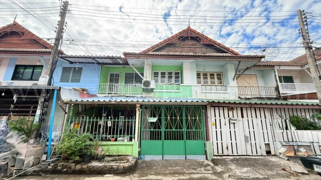 ทาวน์เฮ้าส์ 18 ตร.วา บ้านพฤกษา 2 รังสิต - นครนายก คลอง 8