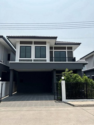บ้าน 2 ชั้น บ้านใหม่  เฟอร์นิเจอร์ใหม่ทั้งหลัง น้ำไม่ท่วม สันกำแพง