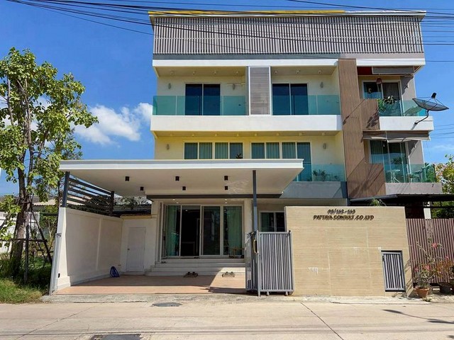 ขายทาวน์โฮม 3 ชั้น พัทยาใต้ พร้อมสระว่ายน้ำ ทำ Home Office ได้ TP-H1960