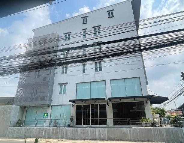 ให้เช่าอาคารพาณิชย์ 4 ชั้น ย่านหัวหมาก หลังราม ซอยราม24 พระราม9 ซอย 43 เสรีพระราม9 ใกล้เดอะไนน์พระราม9 (The Nine)