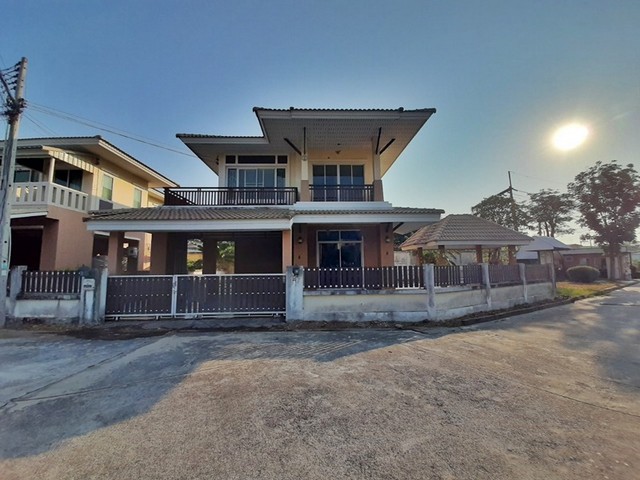 ขายบ้านเดี่ยว โครงการ มณีรินทร์ เพลส สุขุมวิท  ถนนสุขุมวิท  เมืองชลบุรี