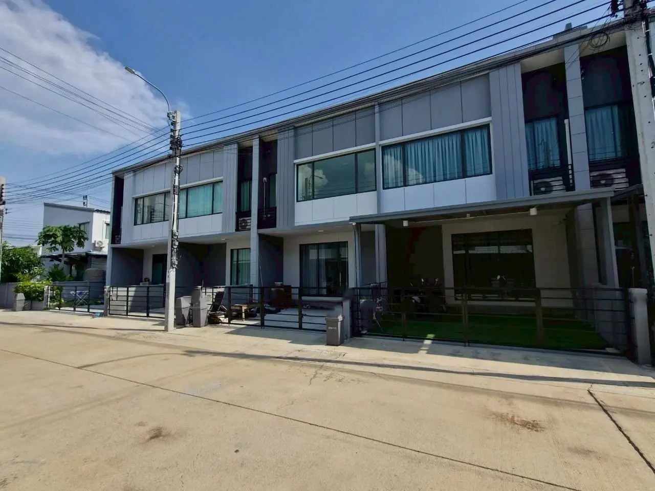 ขายทาวน์เฮ้าส์ บ้านพลีโน่ สุขสวัสดิ์-ประชาอุทิศ อำเภอ พระสมุทรเจดีย์ สมุทรปราการ