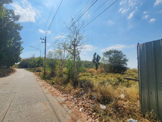 ให้เช่าที่ดินปลวกแดงระยอง ปล่อยเช่าที่ดิน 26-2-2.4 ไร่ พื้นที่ สีม่วงลาย พิกัด ติดกับนิคมอุตสาหกรรมอิสเทิร์นซีบอร์ด