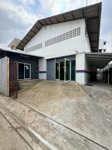 ให้เช่าโกดัง 300 ตร.ม. พร้อมออฟฟิศ ย่านรัชดา ห้วยขวาง ใกล้ MRT สุทธิสาร