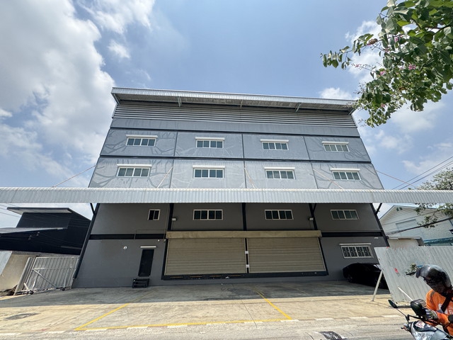 อาคารโกดังโพธิ์แก้ว5ชั้น 2500 sq.m.มีลิฟท์ให้เช่า จอดรถได้ประมาณ 8-10 คันว่างพร้อมเข้าอยู่ **