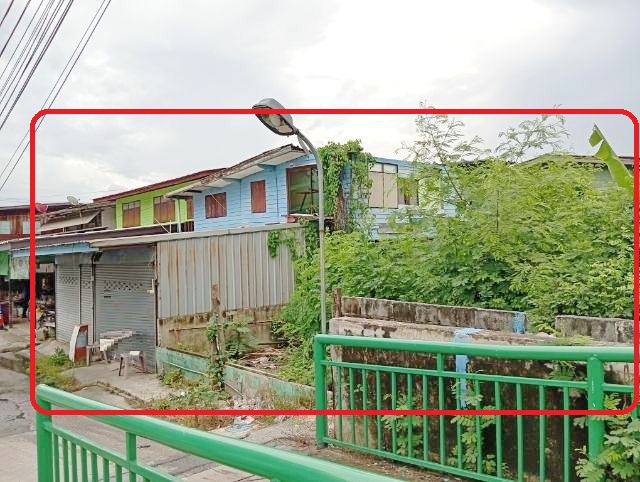 มีประตูเหล็ก 2 บาน ให้เช่าห้องพร้อมที่ดิน ติดริมน้ำ คลองมหาสวัสดิ์ ตลาดศาลายา 1.6 กม วัดปุรณาวาส  รร.สาธิตนานาชาติ ม.มหิดล 1.9 กม.