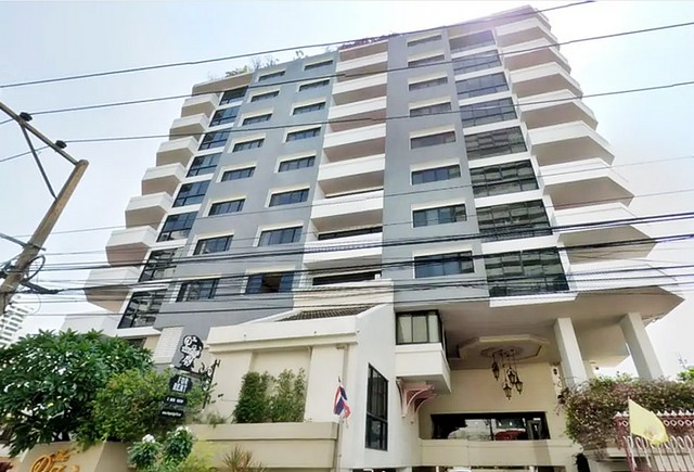 ขายคอนโด เดอะ เพลสทีจ 49  สุขุมวิท 49 ใกล้ BTS ทองหล่อ  2 ห้องนอน 2 ห้องน้ำ 133 ตร.ม