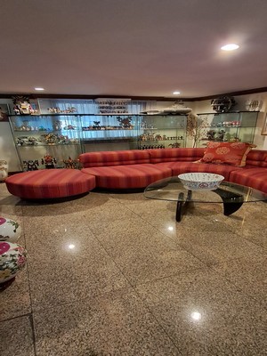 900 เมตรจาก BTS พร้อมพงศ์ ! ให้เช่า ทาวน์โฮม 4.5 ชั้น 50 ตร.วา 8 นอน 7 น้ำ 4 จอดย่านพร้อมพงศ์ ซอย สุขุมวิท 39