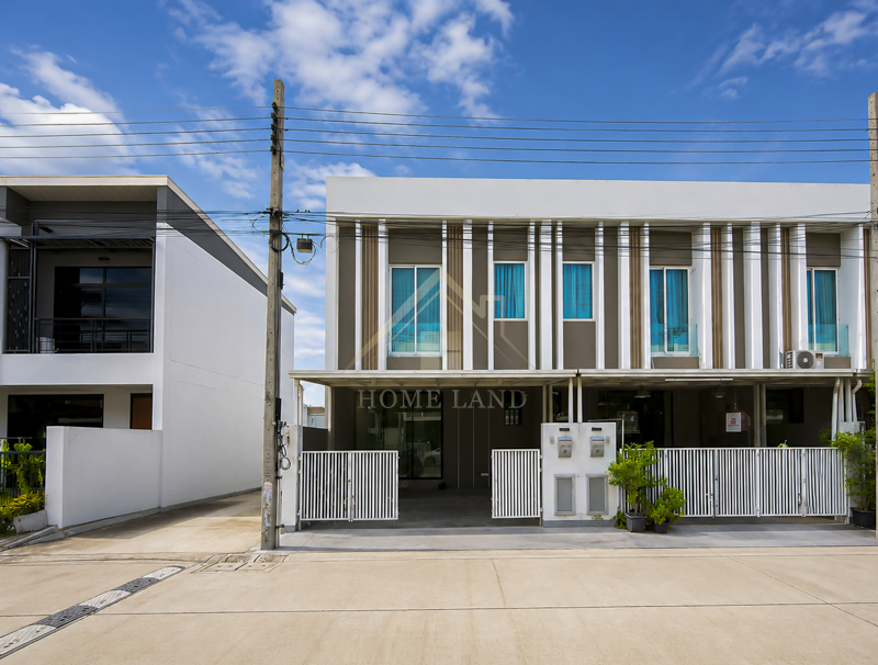 BHL1317 ทาวน์โฮม เดอะ พราว วงแหวน - รามอินทรา ( หลังมุม ถูกสุดในโครงการ )