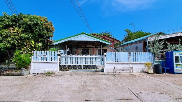 บ้านแฝด หมู่บ้าน ร่วมใจมีสุข บางละมุง ราคาถูกสุดในโครงการ